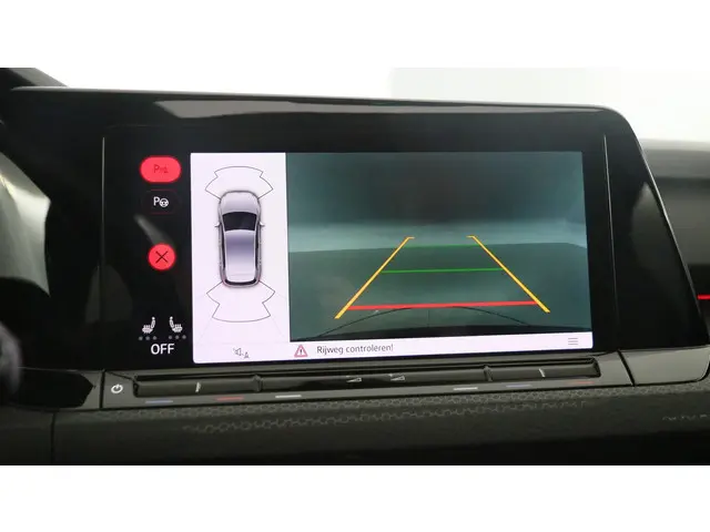 Volkswagen Golf GTI 2.0 TSI 245pk 2024 Benzine 32