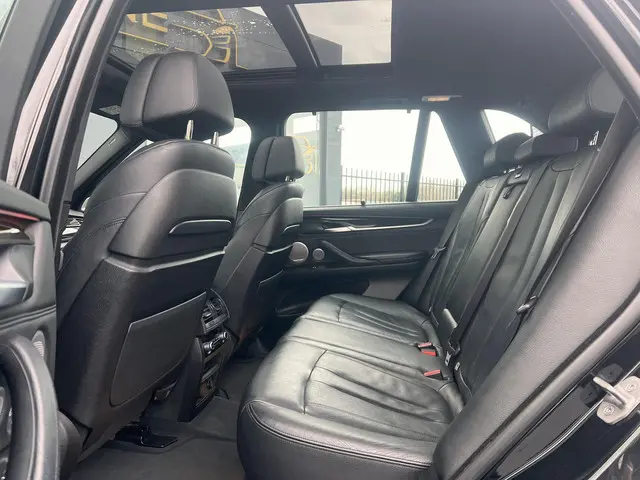 BMW X5 xDrive 50i High Executive 2013 Benzine 8