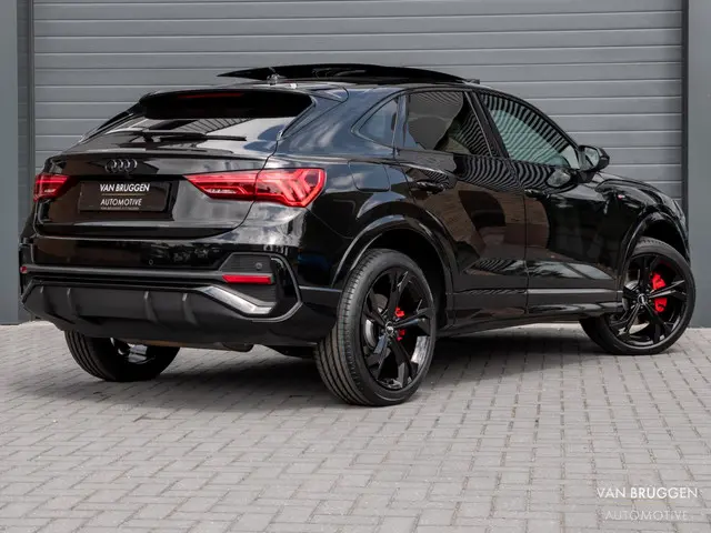 Audi Q3 Sportback 45 TFSI e S-Line 2022 Hybride Benzine 7