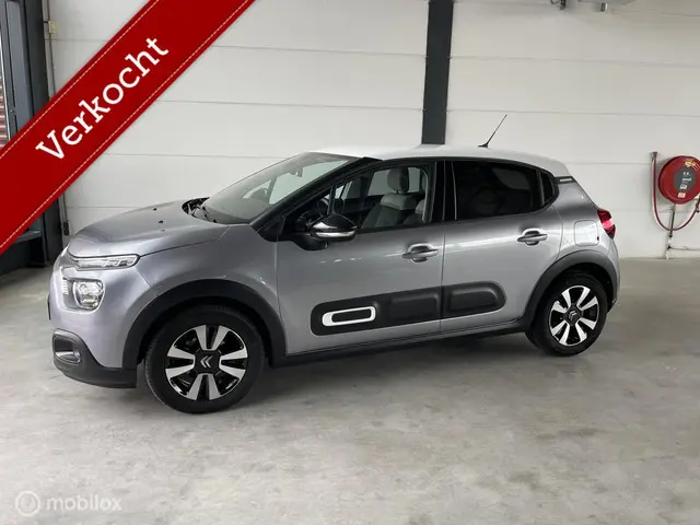 Citroën C3 1.2 PureTech shine automaat 2024 Benzine 2