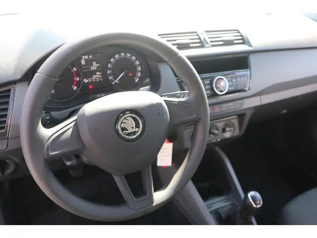 Škoda Fabia Combi 1.0 MPI Active 2017 Benzine 3