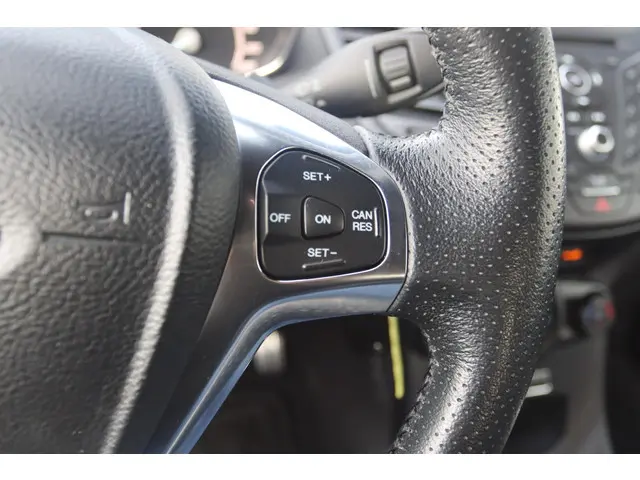 Ford Fiesta 1.0 ECOBOOST ST-LINE 125 PK 2016 Benzine 19