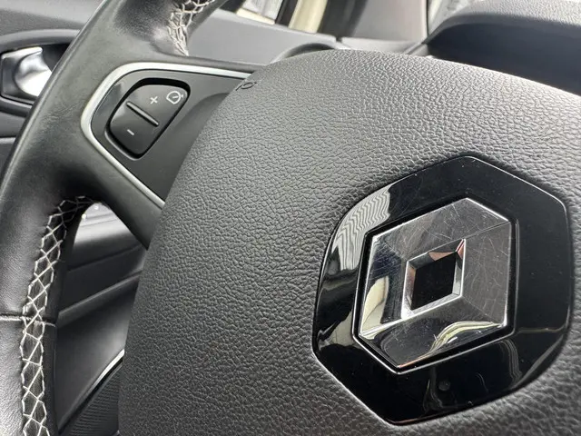 Renault Captur 1.2 TCe Bose 2018 Benzine 31