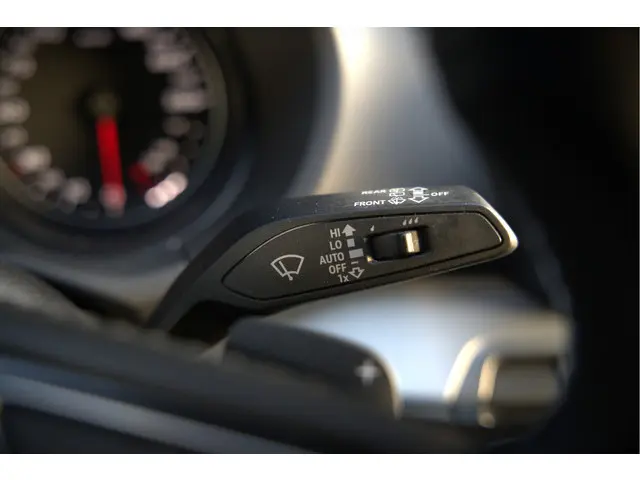 Audi Q2 1.4 TFSI CoD Design Pro Line Plus 2018 Benzine 35