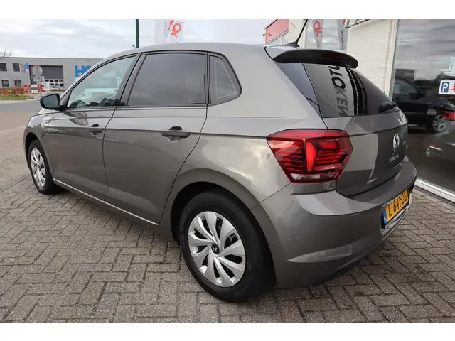 Volkswagen Polo 1.0 TSI COMFORTLINE 2021 Benzine 12