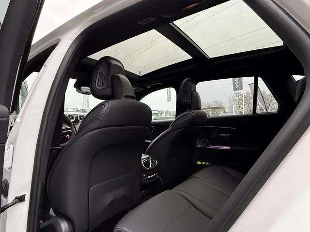 Mercedes-Benz GLC 400e 4M AMG 2023 Hybride Benzine 16