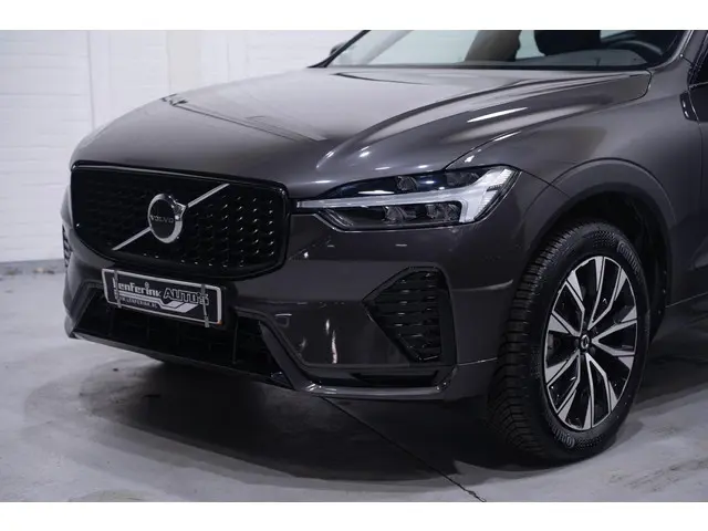 Volvo XC60 B5 Plus Dark 2023 Benzine 12