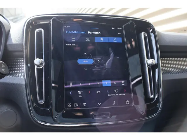 Volvo XC40 Recharge Twin Pro 2022 Elektrisch 44