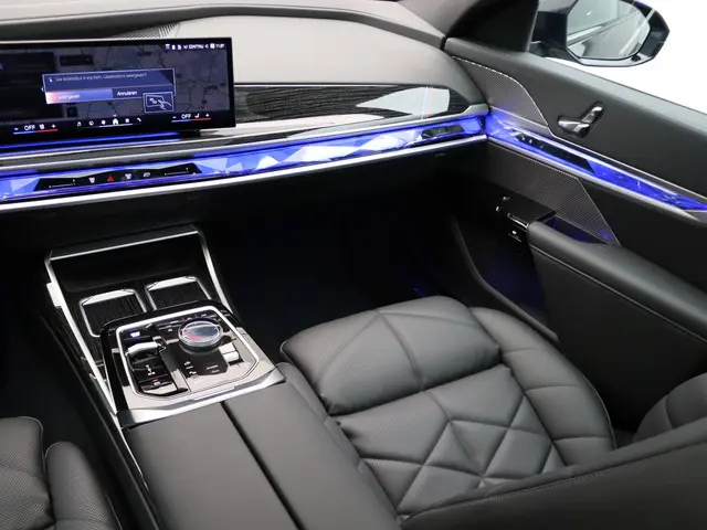 BMW i7 xDrive60 2025 Elektrisch 36