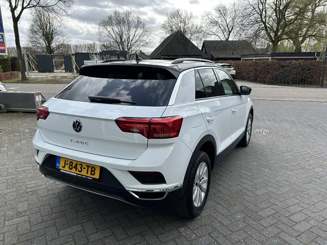 Volkswagen T-Roc 1.0 TSI Style 2020 Benzine 6