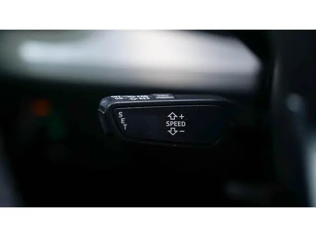 Audi Q5 35 TDI quattro S edition 2020 Diesel 25