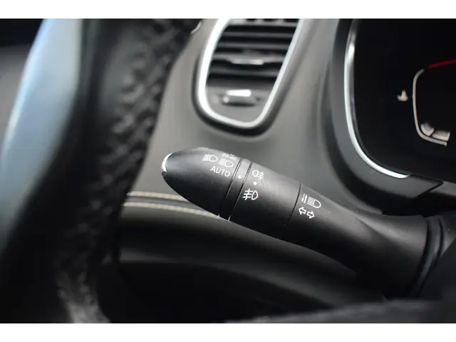 Renault Scénic 1.3 TCe Bose 2019 Benzine 22