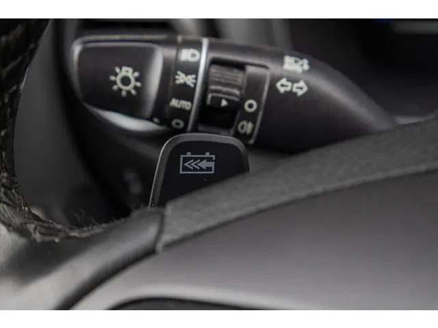 Hyundai Kona EV Premium 64 kWh 2020 Elektrisch 29