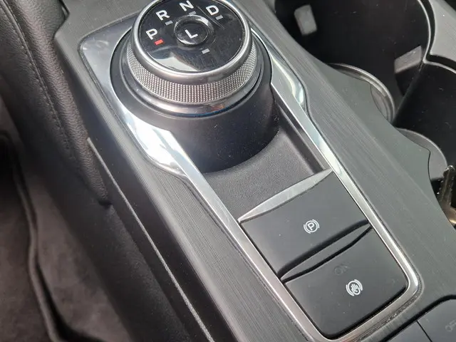 Ford Kuga 2.5 PHEV Titanium 2022 Hybride Benzine 18