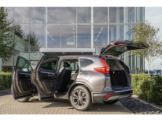 Honda CR-V 2.0i e:HEV ELEGANCE 2023 Hybride Benzine 35