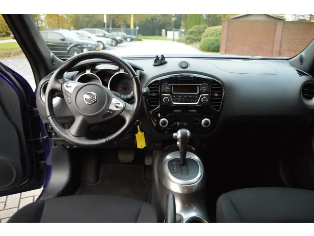 Nissan Juke 1.6 Acenta automaat 2017 Benzine 10
