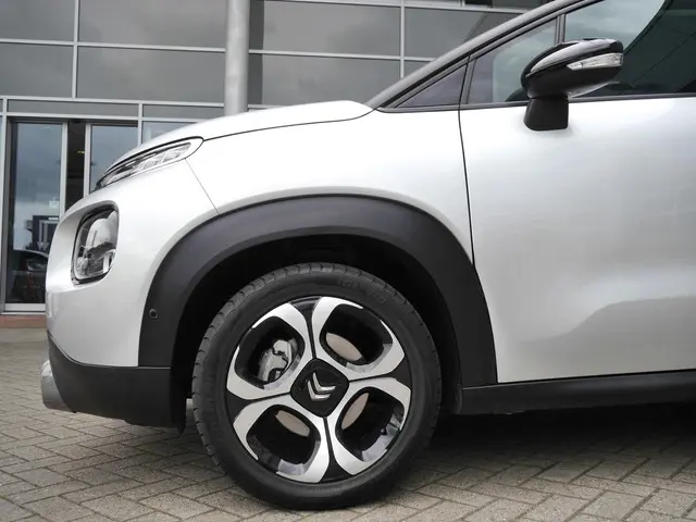 Citroën C3 Aircross 1.2 PureTech S&S Shine 2019 Benzine 46
