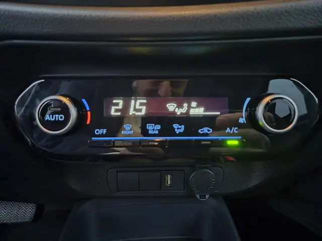 Toyota Aygo X 1.0 VVT-i S-CVT first 2022 Benzine 13