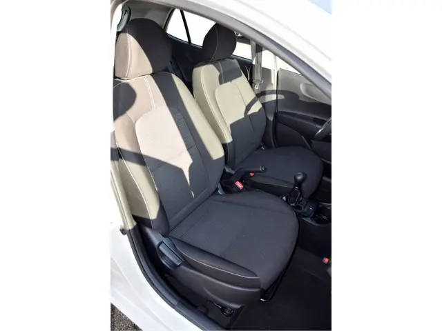 Kia Picanto 1.0 CVVT Economy PlusLine 2019 Benzine 21
