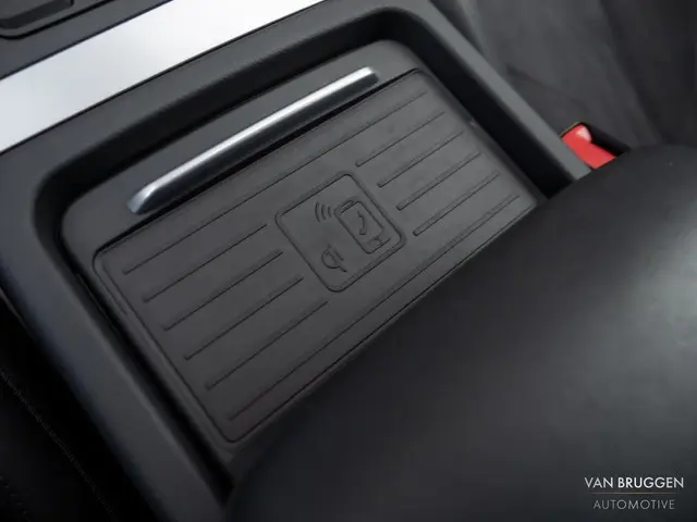 Audi Q5 50 TFSI e S-Line 2022 Hybride Benzine 31