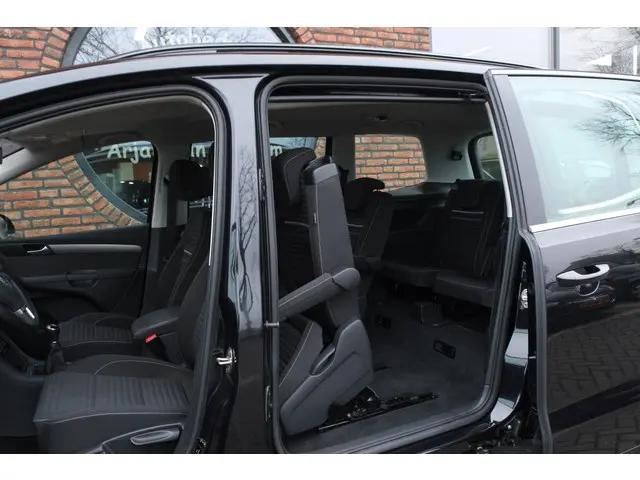 Volkswagen Sharan 2.0 TDI 6p. 2015 Diesel 10