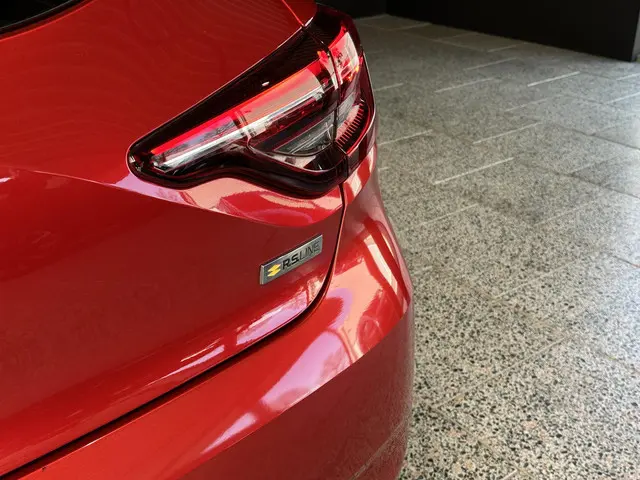 Renault Clio 1.3 TCe R.S. Line 2021 Benzine 27