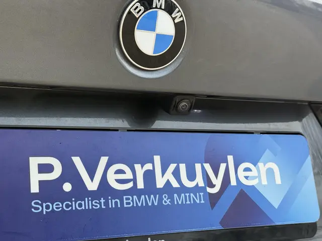 BMW 3 Serie 320i 2021 Benzine 18