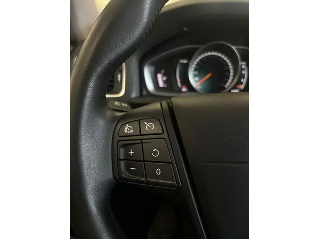 Volvo V60 1.5 T2 Nordic NAVI|100D.KM|17"LMV 2017 Benzine 21