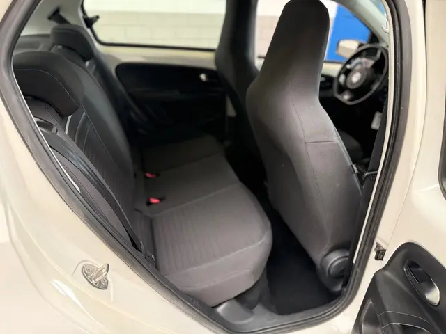 Volkswagen up! 1.0 up! Edition BlueMotion 2014 Benzine 9