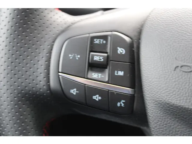 Ford Kuga 2.5 FHEV ST-Line 2025 Hybride Benzine 11