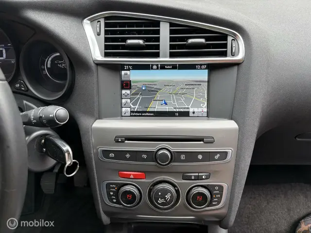 Citroën C4 1.2 PureTech Feel Collection 2015 Benzine 9