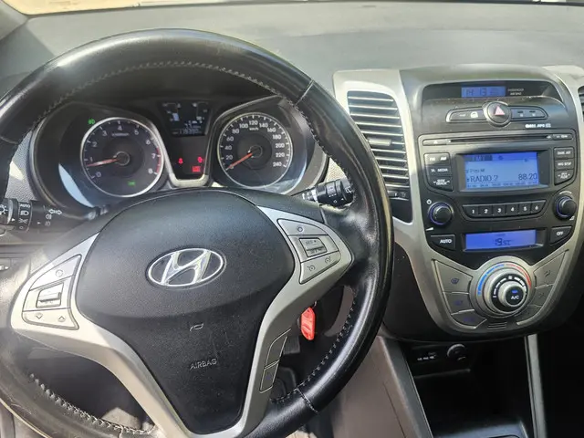 Hyundai ix20 1.4i i-Vision Pano-dak/Trekhaak 2012 Benzine 14