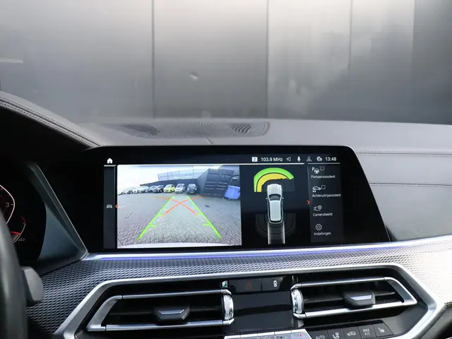 BMW X5 xDrive40i High Executive 2020 Benzine 10