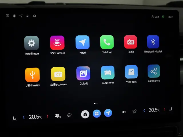 Lynk & Co 01 1.5 More 2025 Hybride Benzine 27