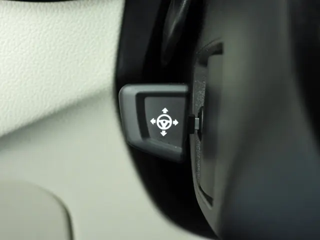 BMW 5 Serie Touring 530e xDrive 2024 Hybride Benzine 30