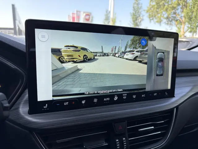Ford Kuga 2.5 FHEV Active X 2024 Hybride Benzine 35