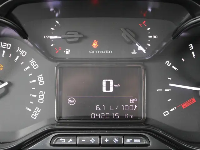 Citroën C3 1.2 PureTech Plus 2024 Benzine 16