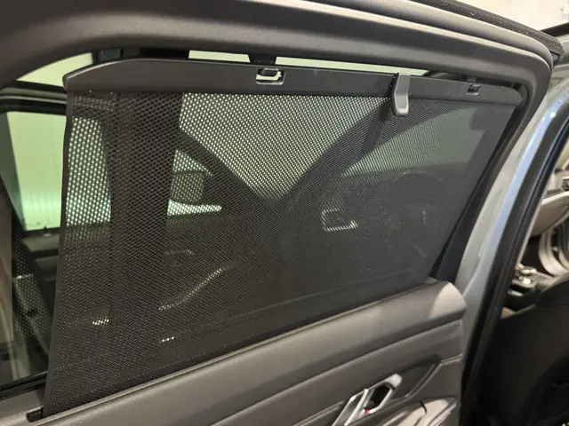 BMW 3 Serie Touring 320e 2022 Hybride Benzine 22