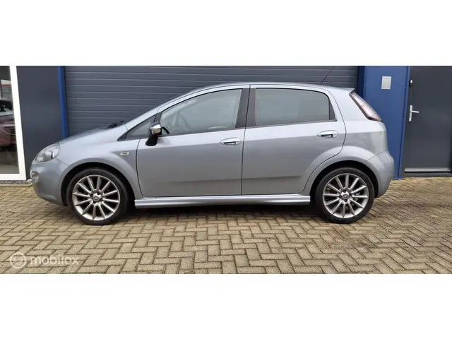 Fiat Punto Evo 0.9 TwinAir , Sport 2013 Benzine 4