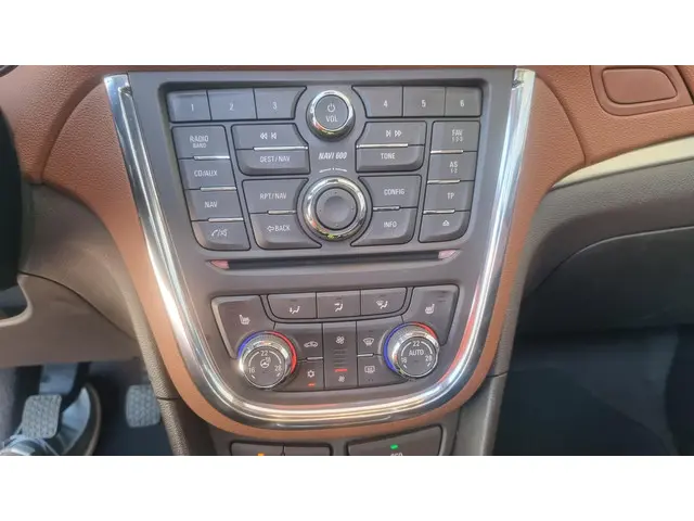 Opel Mokka 1.4 T Cosmo 4x4 2013 Benzine 36