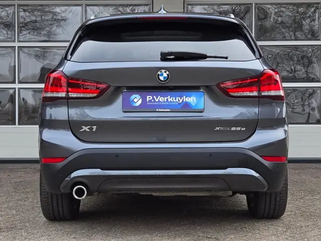 BMW X1 XDRIVE25E 2020 Hybride Benzine 8