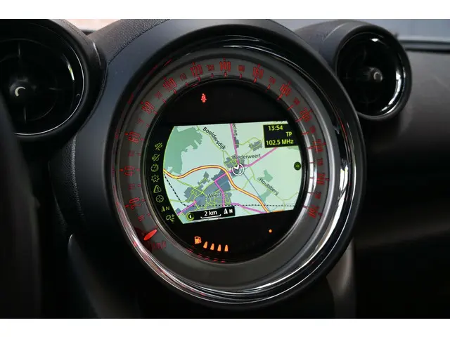MINI Countryman 1.6 Cooper Edition 2014 Benzine 15