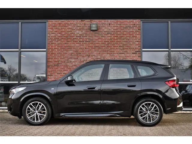 BMW X1 sDrive18i M-Sport 2025 Benzine 41