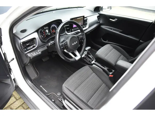 Kia Stonic 1.0 T-GDi DynamicPlusLine 2022 Benzine 2