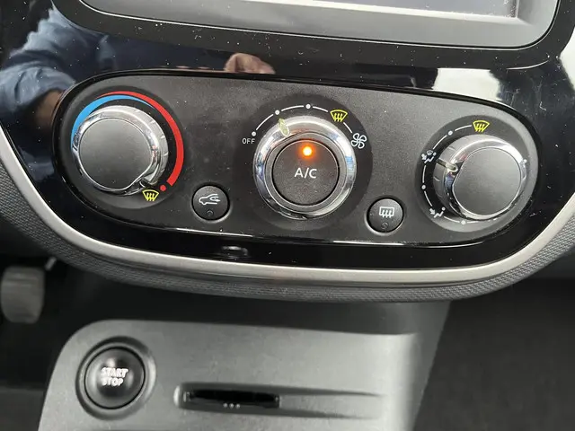Renault Captur TCe 90 Limited 2016 Benzine 20