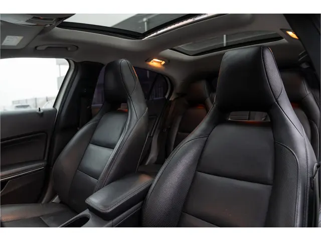 Mercedes-Benz GLA 200 CDI 4Matic AMG | 2014 Diesel 7