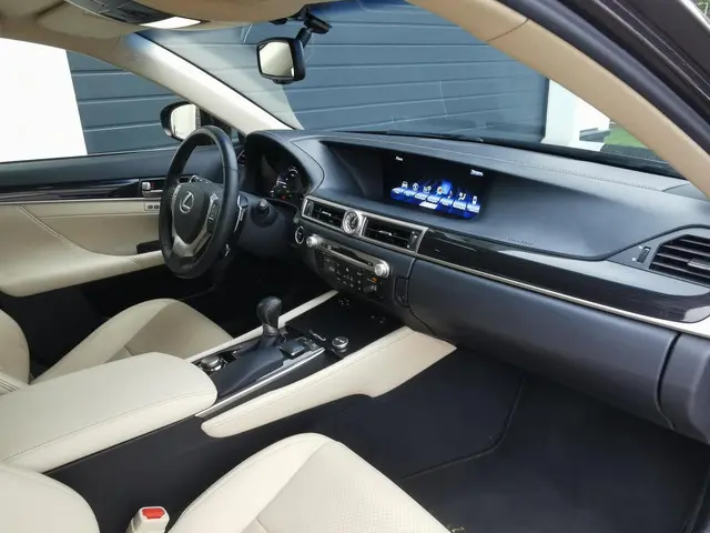 Lexus GS 300h 2014 2014 Hybride Benzine 11