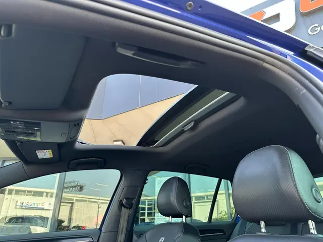 Volkswagen Golf 2.0 TSI 4Motion R / PANO 2017 Benzine 10