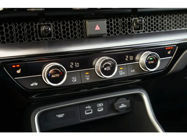 Honda CR-V 2.0i e:HEV ELEGANCE 2024 Hybride Benzine 26