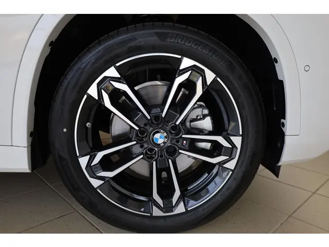 BMW X1 sDrive20i 2025 Benzine 6